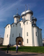 Своими глазами