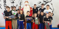 8,5 тысяч сладких подарков доставила Вологодчина детям Алчевска - Вологда.РФ