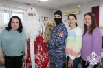 Дед Мороз специального назначения поздравил с новогодними праздниками вологодских журналистов