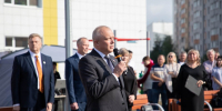 Депутаты Законодательного Собрания поздравили школьников с началом учебного года - Региональное Агентство Новостей