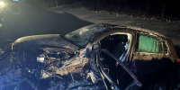 Два автомобиля столкнулись на встречной полосе под Вологдой - Газета Маяк
