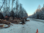 В Бабаевском округе в результате ДТП погиб водитель лесовоза