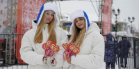 Масленичные гуляния прошли на Кремлевской площади в Вологде - Вологда.РФ