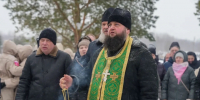В преддверии Дня защитника Отечества на Аллее Героев СВО на Козицынском кладбище почтили память погибших воинов - Вологодская епархия