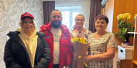 Подарки к Международному женскому дню вручили вологжанкам из семей бойцов СВО - Вологда.РФ