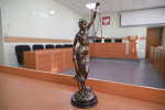 Водитель получил сутки ареста за таинственное ДТП с опорой ЛЭП под Волгоградом